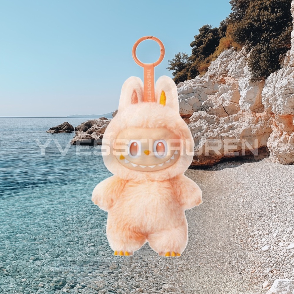 NIB 🍑 HAPPINESS 🍑 Big Into Energy Pendant Series Labubu v.3
